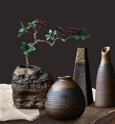 Antique Ceramic Vase for Home Decoration (Single Piece)